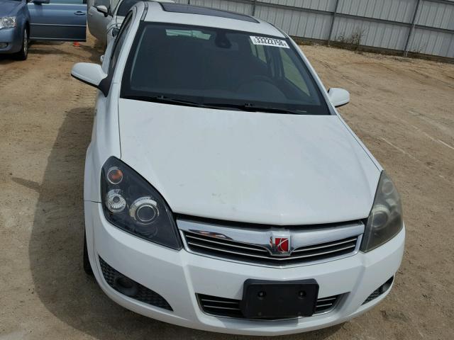 W08AT671085075639 - 2008 SATURN ASTRA XR WHITE photo 10