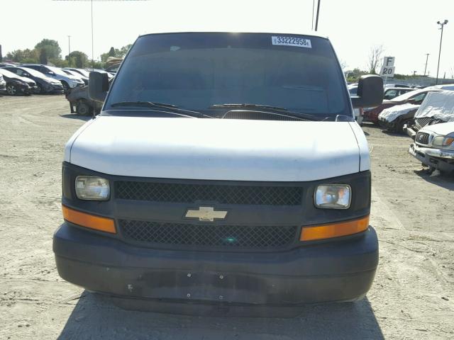 1GCGG25V561246457 - 2006 CHEVROLET EXPRESS G2 WHITE photo 9