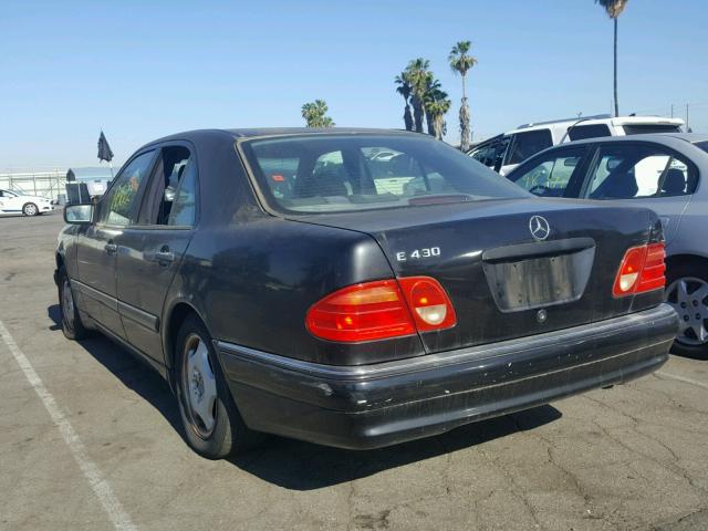 WDBJF70H6XA739572 - 1999 MERCEDES-BENZ E 430 BLACK photo 3