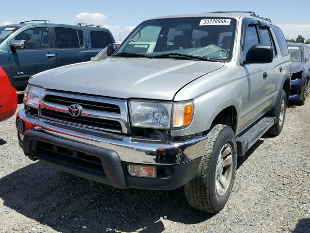 JT3GM84RXY0053248 - 2000 TOYOTA 4RUNNER SILVER photo 2