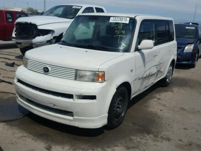 JTLKT324450209898 - 2005 TOYOTA SCION XB WHITE photo 2