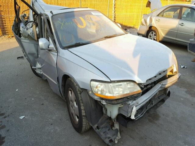 1HGCG16502A008471 - 2002 HONDA ACCORD EX SILVER photo 1