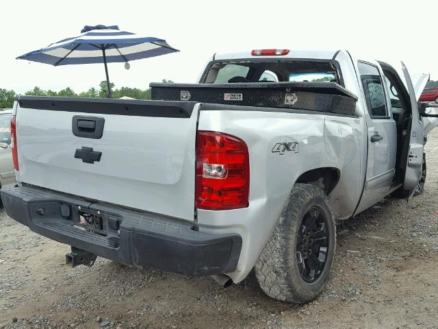 3GCPKREA8DG171742 - 2013 CHEVROLET SILVERADO SILVER photo 4