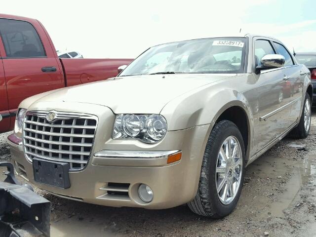 2C3LK63H68H202039 - 2008 CHRYSLER 300C GOLD photo 2