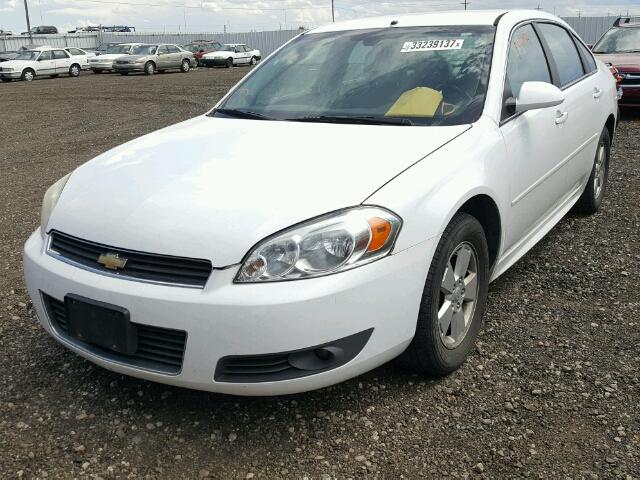 2G1WB5EK0A1237419 - 2010 CHEVROLET IMPALA WHITE photo 2