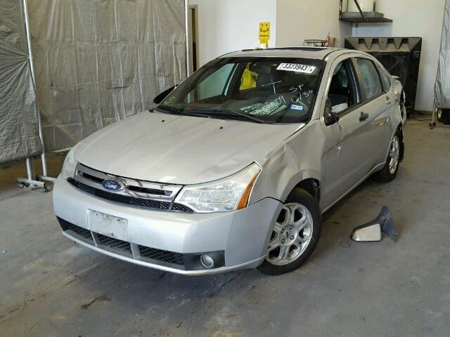 1FAHP36N79W162114 - 2009 FORD FOCUS SES SILVER photo 2