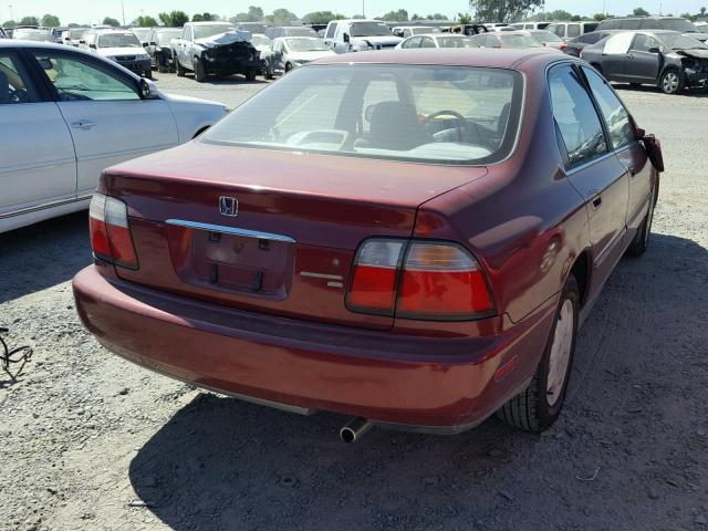 1HGCD5633TA008206 - 1996 HONDA ACCORD LX RED photo 4