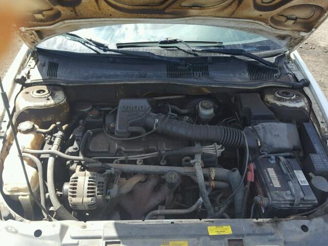 1G1JC524817380618 - 2001 CHEVROLET CAVALIER B WHITE photo 7