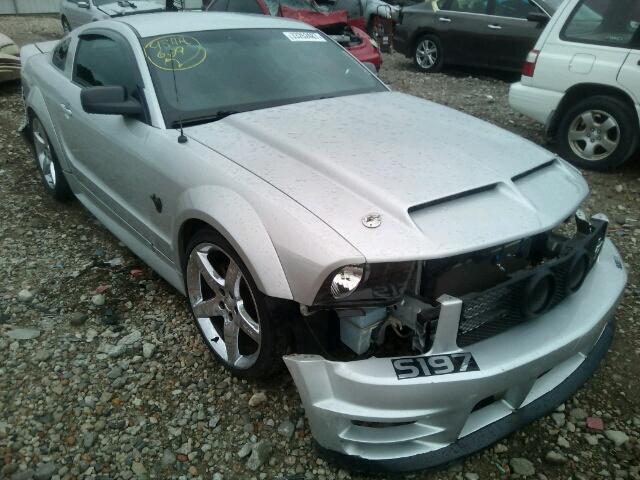 1ZVHT82H495101504 - 2009 FORD MUSTANG GT SILVER photo 1