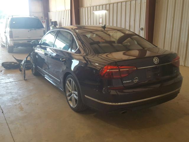 1VWDT7A38HC071125 - 2017 VOLKSWAGEN PASSAT R-L BLACK photo 3