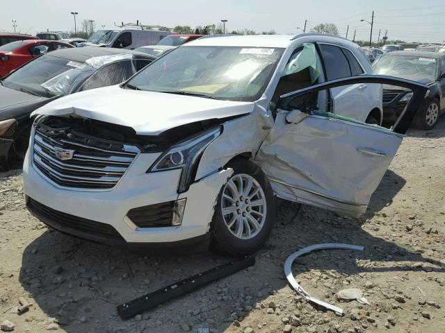 1GYKNARS3HZ163442 - 2017 CADILLAC XT5 WHITE photo 2