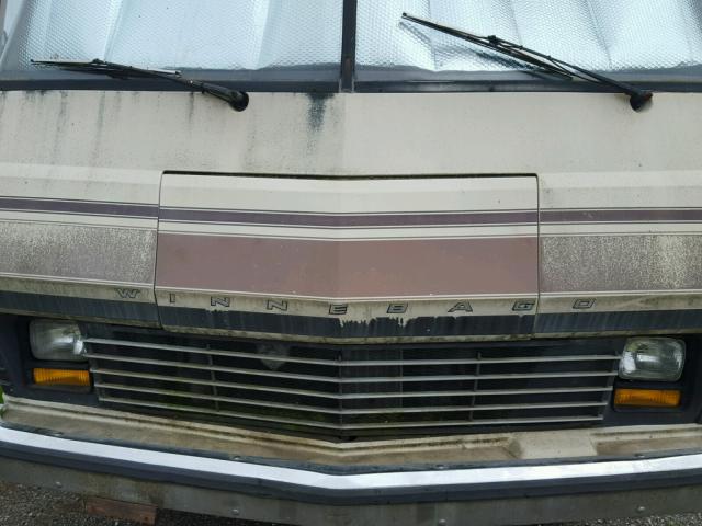 1GBJP37W2E3311449 - 1984 CHEVROLET P30 BEIGE photo 7