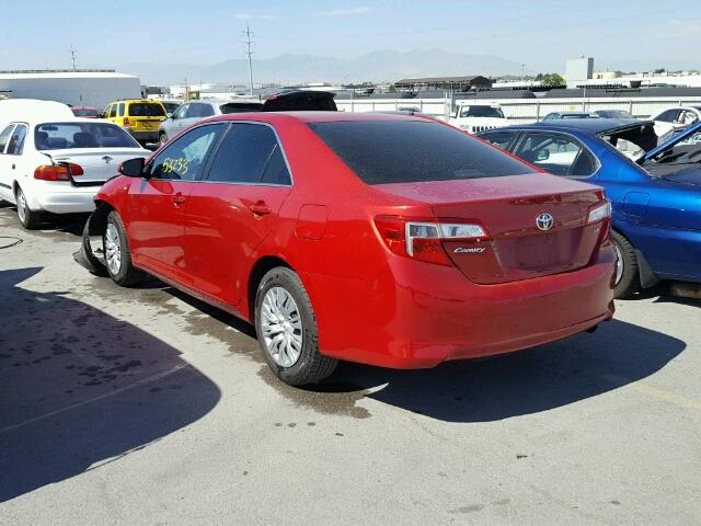 4T1BF1FK5DU699741 - 2013 TOYOTA CAMRY L RED photo 3