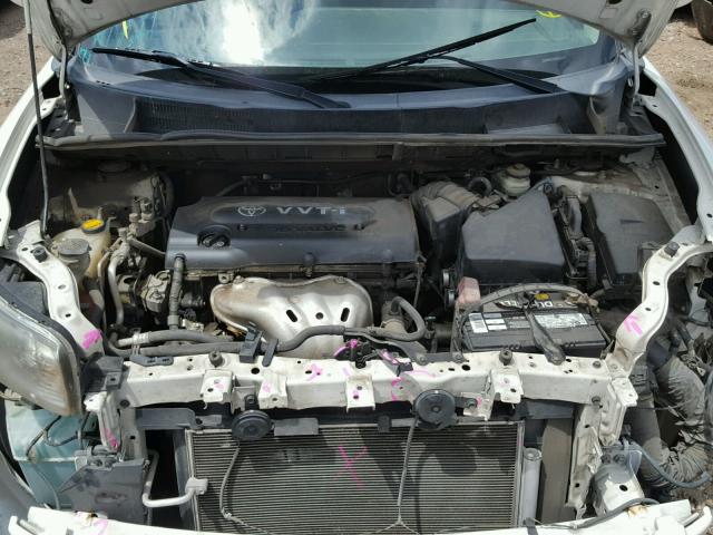 JTLKE50E081048840 - 2008 TOYOTA SCION XB WHITE photo 7