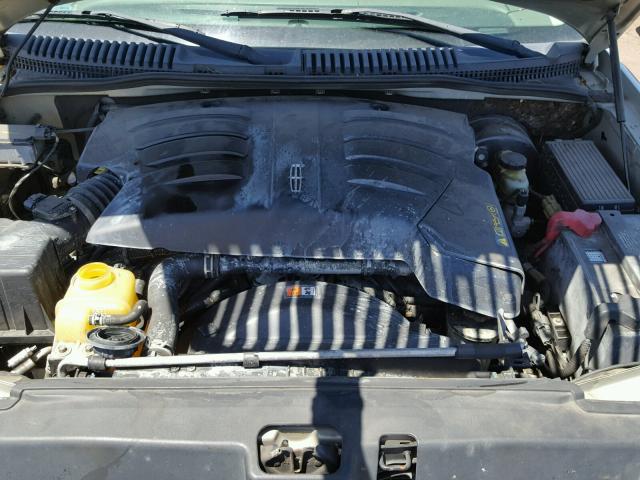 5LMEU78H03ZJ24470 - 2003 LINCOLN AVIATOR 金色 照片 7