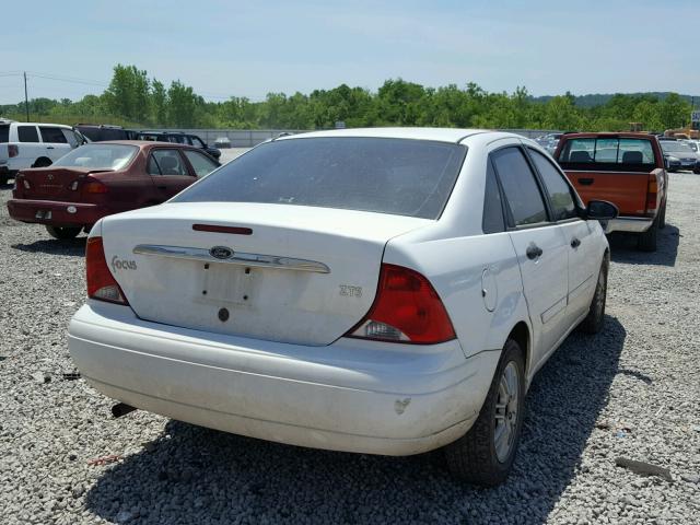 1FAFP3839YW429416 - 2000 FORD FOCUS ZTS WHITE photo 4