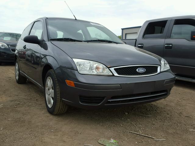 1FAFP31N47W340556 - 2007 FORD FOCUS ZX3 GRAY photo 1