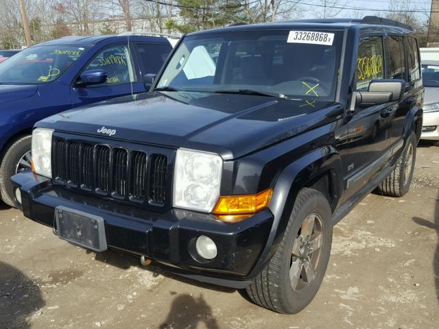 1J8HG48K66C352639 - 2006 JEEP COMMANDER BLACK photo 2