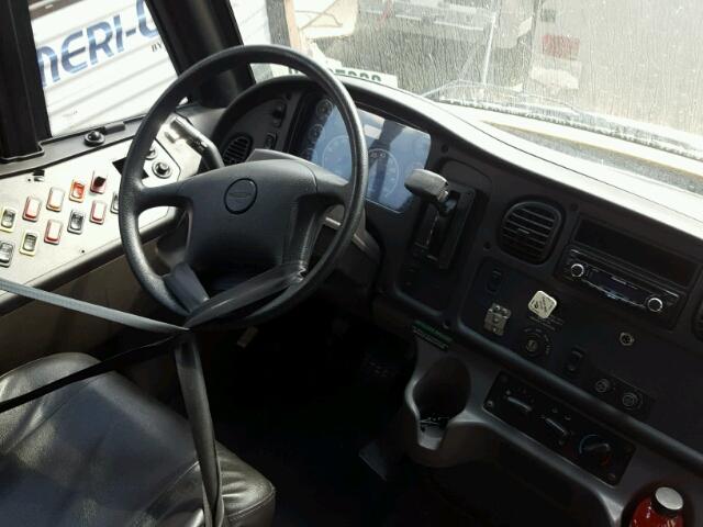 4UZABRDT9DCFD7486 - 2013 FREIGHTLINER CHASSIS B2 ყვითელი ფოტო 5