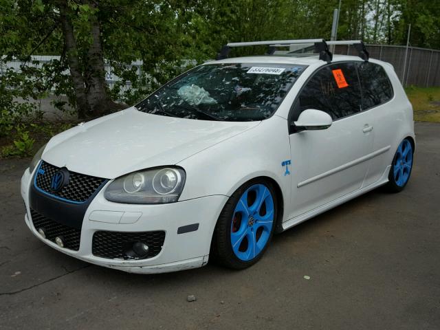 WVWEV71K76W075719 - 2006 VOLKSWAGEN NEW GTI WHITE photo 2