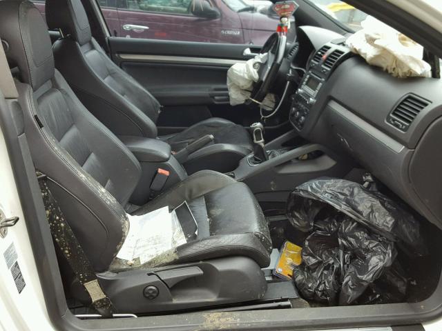 WVWEV71K76W075719 - 2006 VOLKSWAGEN NEW GTI WHITE photo 5