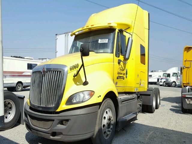 3HSDJSJR9CN045769 - 2012 INTERNATIONAL PROSTAR LF YELLOW photo 2