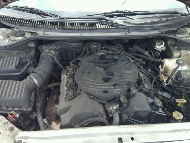 2B3HD46R12H138005 - 2002 DODGE INTREPID S 银色 照片 9