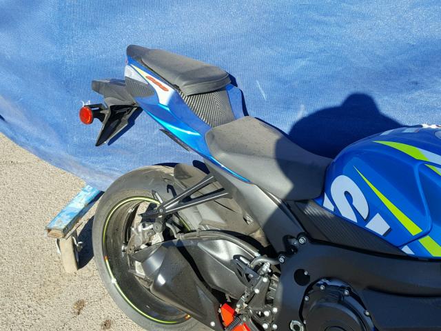 JS1GN7FA2G2100229 - 2016 SUZUKI GSX-R600 TWO TONE photo 6