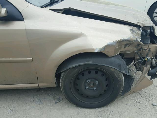 KL5JD56Z75K073783 - 2005 SUZUKI FORENZA S TAN photo 9