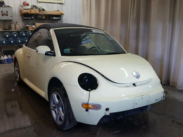 3VWCD31Y54M329266 - 2004 VOLKSWAGEN NEW BEETLE Sarı foto 1