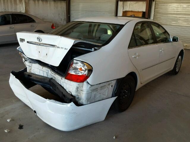 4T1BE32K22U065630 - 2002 TOYOTA CAMRY WHITE photo 4