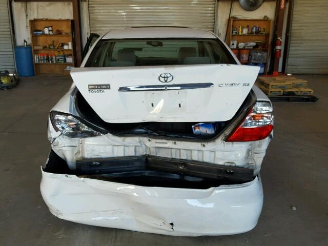 4T1BE32K22U065630 - 2002 TOYOTA CAMRY WHITE photo 9