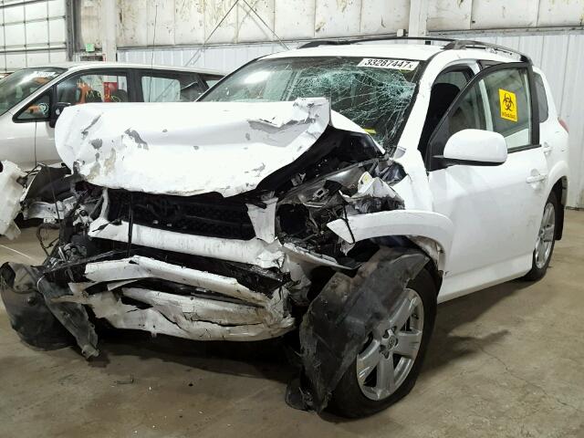 JTMBD32V376049773 - 2007 TOYOTA RAV4 SPORT WHITE photo 2