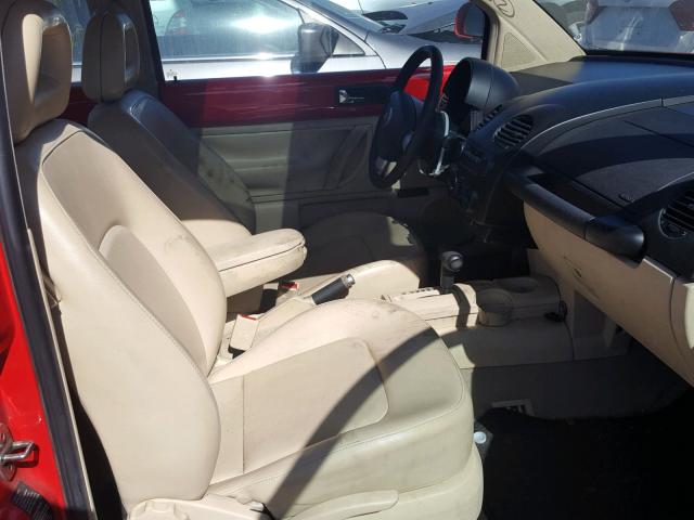 3VWCC21C7YM406615 - 2000 VOLKSWAGEN NEW BEETLE 红色 照片 5