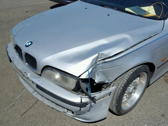 WBADM6344YGU29407 - 2000 BMW 528 I AUTO SILVER photo 9
