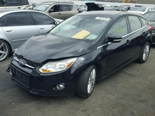 1FAHP3M21CL356073 - 2012 FORD FOCUS SEL BLACK photo 2