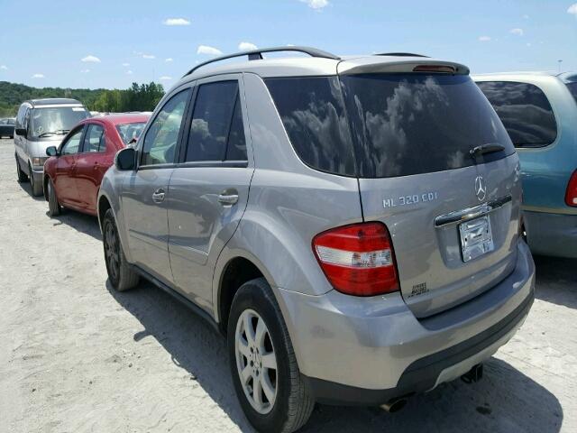4JGBB22E37A201379 - 2007 MERCEDES-BENZ ML 320 CDI SILVER photo 3