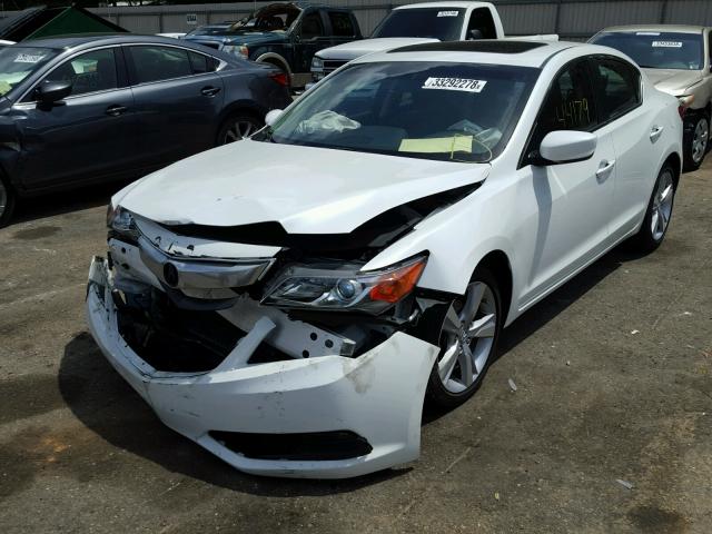 19VDE1F36FE001205 - 2015 ACURA ILX 20 WHITE photo 2