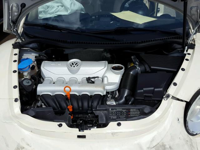 3VWRW31C69M518878 - 2009 VOLKSWAGEN NEW BEETLE 奶油色 照片 7