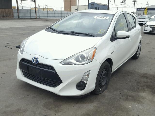 JTDKDTB3XF1095983 - 2015 TOYOTA PRIUS C WHITE photo 2