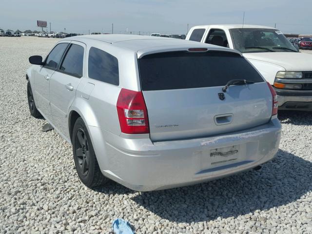 2D4FV48T15H679459 - 2005 DODGE MAGNUM SE SILVER photo 3