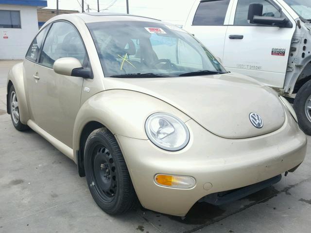 3VWCB21C11M463837 - 2001 VOLKSWAGEN NEW BEETLE 金色 照片 1