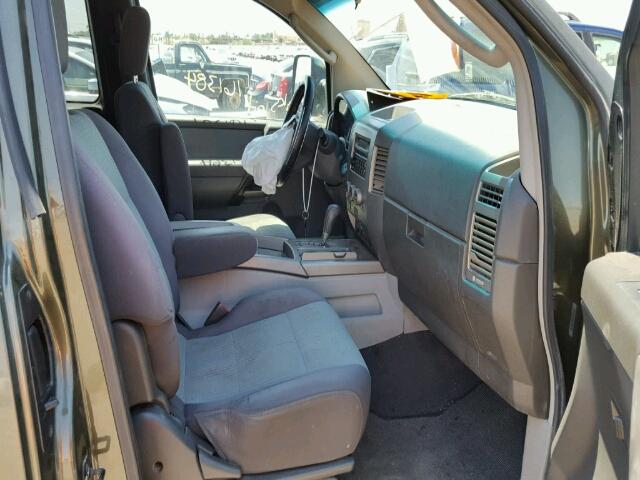 1N6AA06AX4N555450 - 2004 NISSAN TITAN XE GREEN photo 5