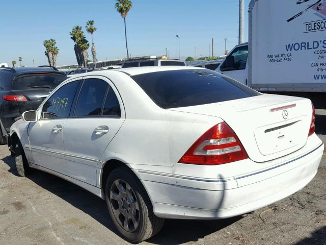 WDBRF54H17A939325 - 2007 MERCEDES-BENZ C 280 WHITE photo 3