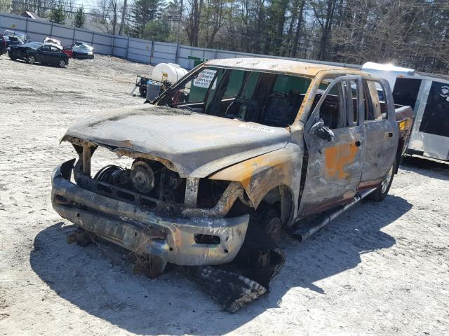 3C6UR5ML2HG693709 - 2017 RAM 2500 SLT RED photo 2