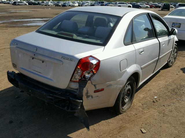 KL5JD56Z55K092638 - 2005 SUZUKI FORENZA S SILVER photo 4