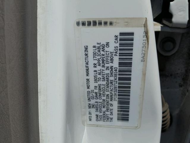 1Y1SK52871Z438140 - 2001 CHEVROLET GEO PRIZM 白色 照片 10