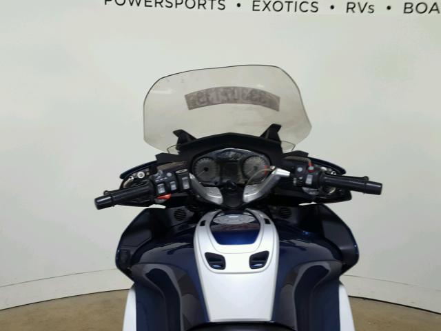 WB10388037ZT12018 - 2007 BMW R1200 RT BLUE photo 13