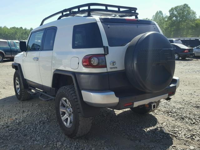 JTEBU4BF8EK199439 - 2014 TOYOTA FJ CRUISER WHITE photo 3