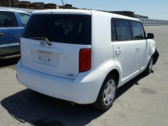 JTLKE50E981037559 - 2008 TOYOTA SCION XB WHITE photo 4